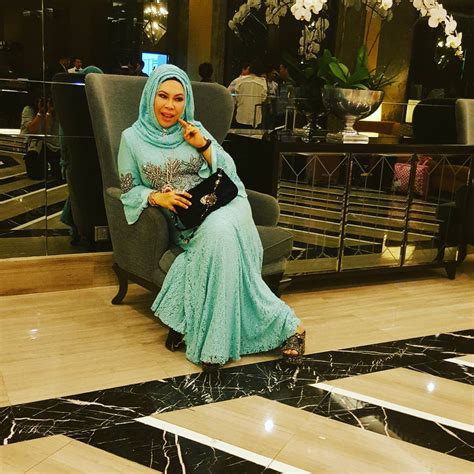 Berkunjung ke rumah dato seri vida | fashion and beauty (28/09/19) part 3. Kisah Menyentuh Hati Asal Usul Dato Seri Vida! - ! Love Is ...