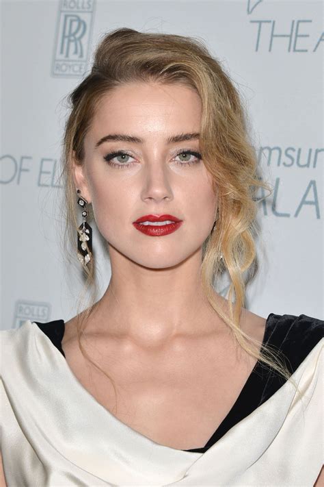 Pin By Nguyen Minh On D Dv Hlw Amber Heard Hot Amber Head Amber