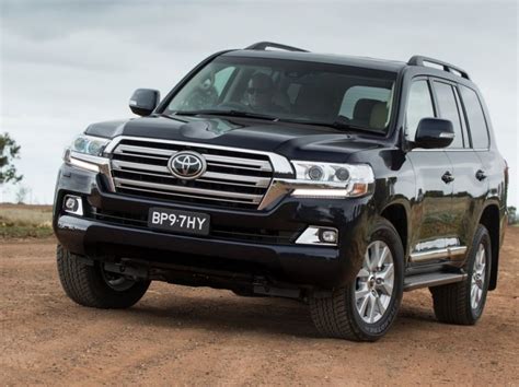 Toyota Land Cruiser V8 Restylé Francfort 2015 En Images Toyota