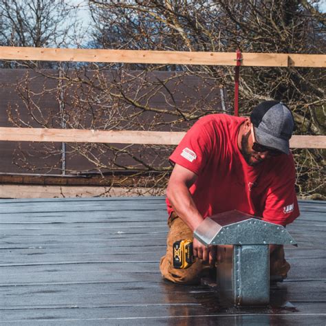 10 Commercial Roof Maintenance Tips To Extend Its Lifespan Commercial