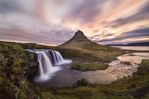 Fotos Island Kirkjufell Kirkjufellsfoss Berg Natur Wasserfall Fluss