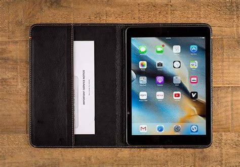 Great performance long battery life disliked: Pad&Quill Oxford Leather 9.7-Inch iPad Pro Case with Apple ...