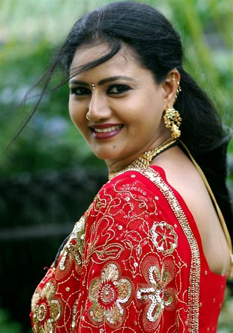 Bollywood Artist Blog Hot Tamil Andtelugu Actress Raksha