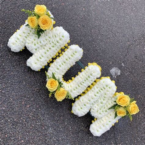Mum Yellow And White Letters Funeral Flowers Tribute Wreath Funeral