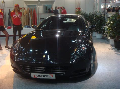 Tuhannet varaosat ja muut tuotteet. Ferrari F612 Scaglietti | A black Ferrari F612 Scaglietti at… | Flickr