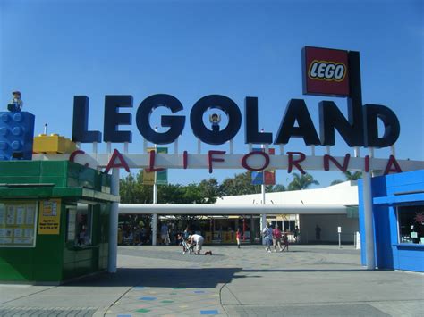 Legoland California Entrance Simonsees Flickr