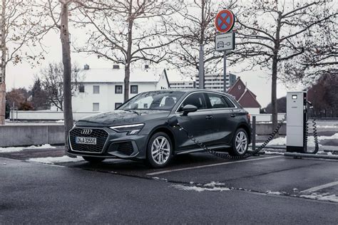 Audi A3 40 Tfsi E Hybrid 2021 Reviews Complete Car