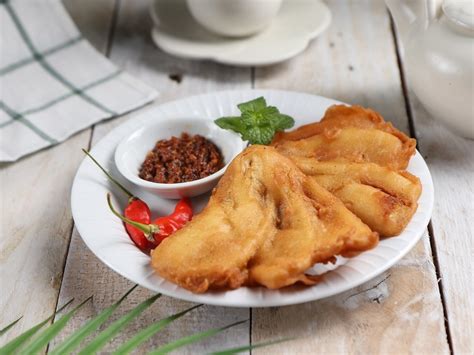 Tempe yang terbuat dari kedelai memang memiliki kandungan gizi. Resep Pindang Tempe Kecap : Resep Membuat Kering Tempe ...