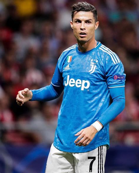 Pin By Tifares On Cristiano Ronaldo Cristiano Ronaldo News Cristiano