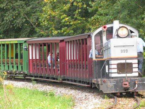 Eddies Rail Fan Page Putting The Former Chicago Brookfield Zoo Train