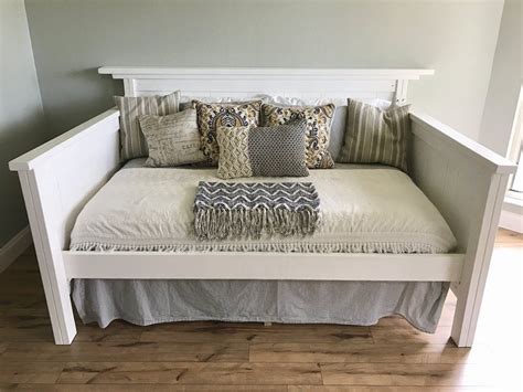 Modern Farmhouse Daybed Bedding Bedding Design Ideas