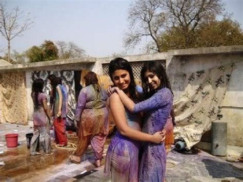 Worlds Beautiful Girlz Desi Girls Playing Holi Pictures