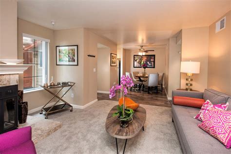 Reviews & ratings · neighborhood information · hd videos/pictures Luxury 1 & 2 Bedroom Apartments in Sacramento, CA