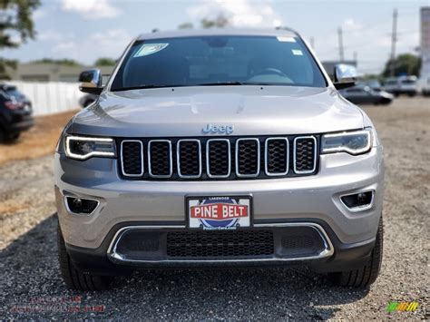 2020 Jeep Grand Cherokee Limited 4x4 In Billet Silver Metallic Photo 3