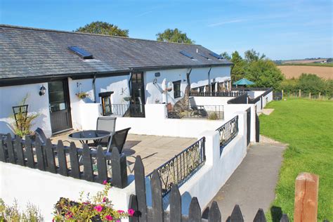 Cottage Gallery - Very dog friendly holiday cottages in North Devon