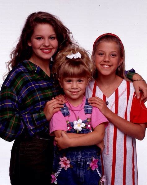 Stephanie gets revenge on gia full house. Dj Stephanie and Michelle | Full house, Full house ...