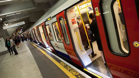 First London Underground Tunnels To Get 4g Connectivity By March 2020