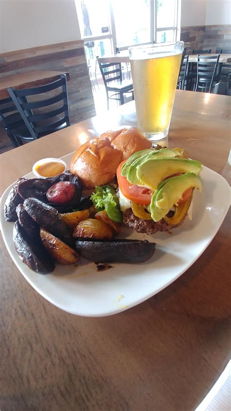 Awesome Burger With Roasted Potatoes And Honey Blonde Beer R Burgers