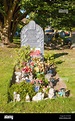 Grabstein auf dem Grab von Robin Hugh Gibb Sänger Lied Schriftsteller ...