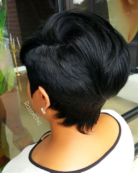 Short weave hairstyles range from decent formal looks to explosively colorful casual hairdos depending on your personality, mood and tastes. Instagram photo by RAZOR CHIC • Apr 26, 2016 at 12:57am ...