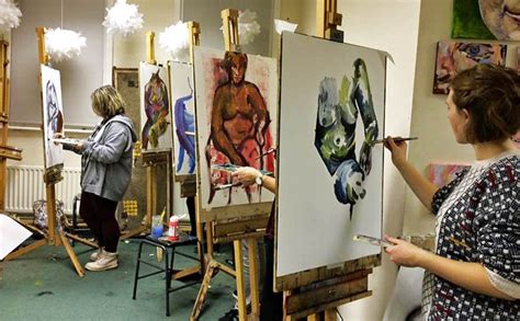 Largest Life Drawing Class At The Courthouse Altrincham Creative Tourist