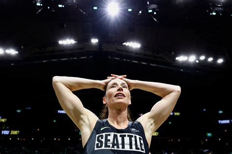 Tearful Sue Bird Ends 20 Year Basketball Career As Fans Chant ‘thank