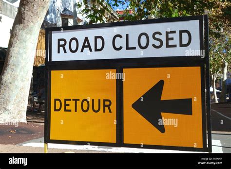 Road Closed Detour Sign Stock Photo Alamy