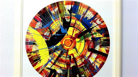 An easy and fun spin art canvas. Spin art - Spin Painter - Paint Choices