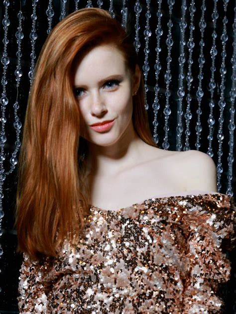 Phil Red Heads Women Fire Hair Ginger Hair Shades Of Red Viii Redheads Hair Inspiration