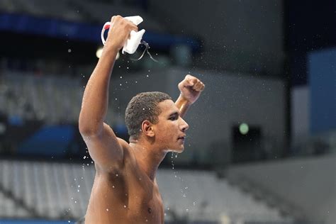tunisian teen wins surprise olympic swimming gold turkish news