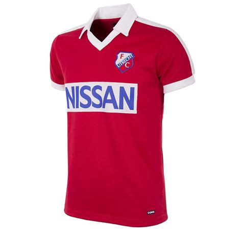 De meest aansprekende naam in het rijtje contractverlengingen is die van othmane boussaid. FC Utrecht retro voetbalshirt 1987-1988 - Voetbalshirts.com