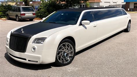 Vip Limo Service Rolls Royce Phantom 300 Stretch Limousine