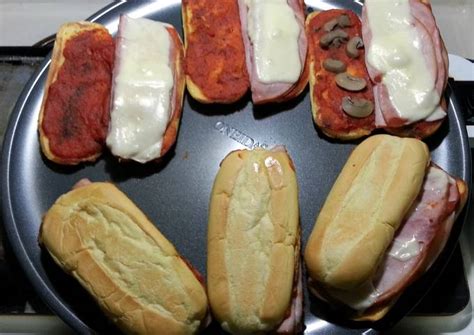 Quick And Easy Pizza Sub Sandwiches Recipe By Krewchief25 Cookpad