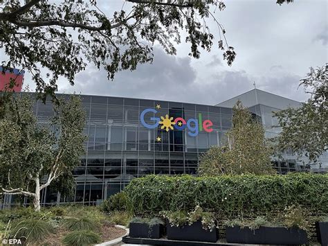 Market capitalizations are calculated from the opening stock price at the beginning of each month. Alphabet Market Cap : Ranks 17th among the world's largest companies ...
