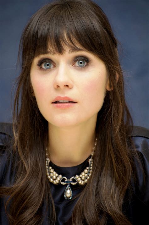 Zooey Deschanel I Want This Necklace Please Hair In 2019 Hair