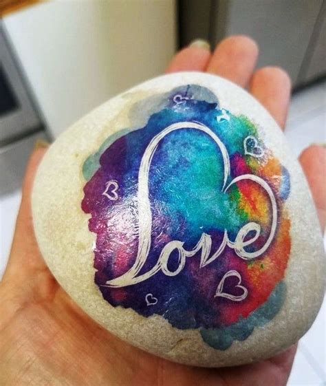 Love Painting Rock For Valentine Decorations Ideas Rock Crafts Rock
