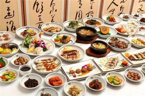 한정식hanjeongsik Hanjeongsik Is A Full Course Korean Meal With An Array