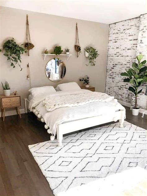 25 Cozy Bohemian Bedroom Ideas For Your First Apartment