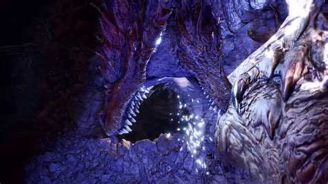 Hoarfrost reach has many sliding terrain the can be used for such attacks. MHW Best Hammer - Iceborne Guide (June 2020)