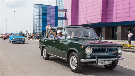 Russian Automaker Avtovaz Makes First Profit In A Decade The Moscow Times