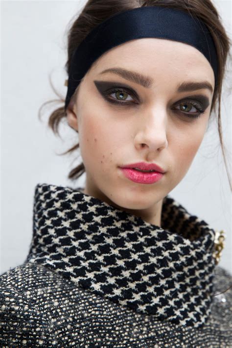 Chanel Fall 2015 Ready To Wear Beauty Gallery Beauty