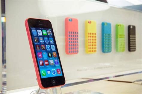 Apple Cuts Fourth Quarter Orders For New Iphone 5c Wsj Mint