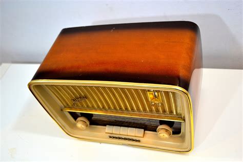 German Mid Century Vintage 1960 Telefunken Jubilate Model 5061 Am Fm S