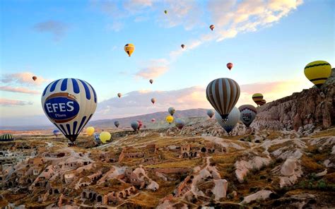 Hot Air Balloons Over Cappadocia Turkey 1920 X 1200 Hot Air