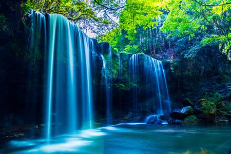 Nabegatai Waterfall In Forest Kumamoto Japan Fotografias De Stock E