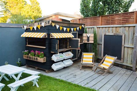 On sort of denotes being on top which you are standing on top of the ground, and nothing is really covering you. FUNKY FARMERS MARKET CUBBY | Castle & Cubby | Cubby Houses ...