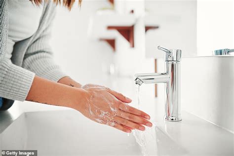 Are You Washing Your Hands Wrong Incredible Graphic Shows Exactly How