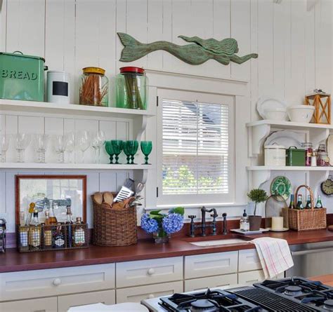 From ocean inspired accessories to blue color patterns, there are lots of ways to make your kitchen feel a little bit like the beach. Best Coastal Kitchens: Get Beach Themed Kitchens Decor ...