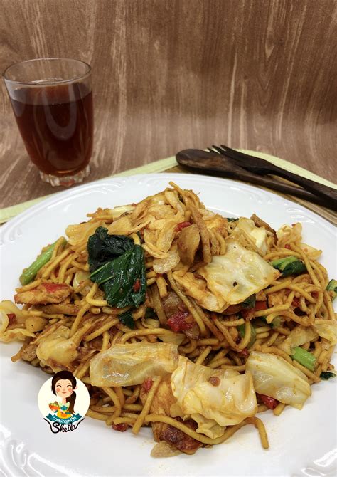 Dilengkapi cara membuat bumbu capcay spesial dengan kuah kental dan saus tiram. Mie Goreng Pedas (Dengan gambar) | Makanan, Resep masakan ...