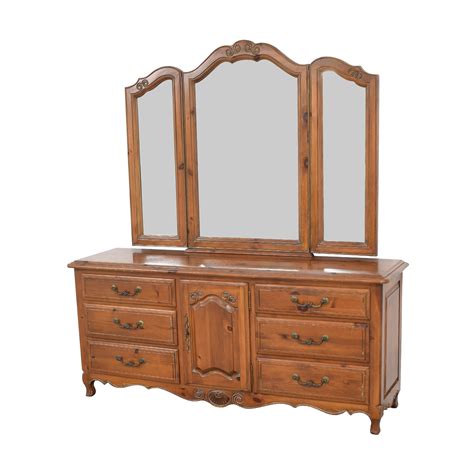 By woman 1 year ago1 year ago. 90% OFF - Ethan Allen Ethan Allen Bedroom Dresser with ...